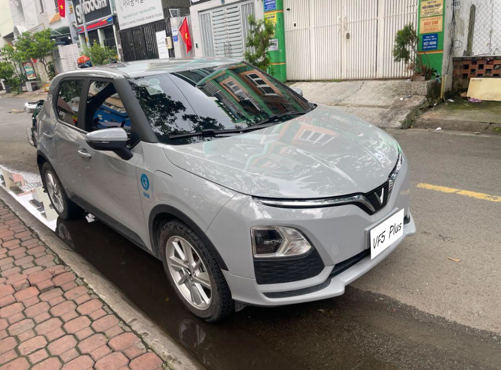 Cho thuê xe VF5 tự lái
